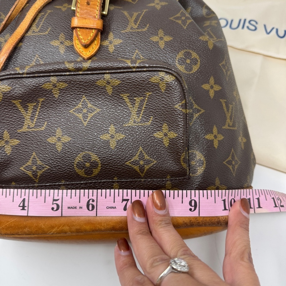 Louis Vuitton Monogram Canvas Montsouris Backpack MM Brown - Picture 5 of 16